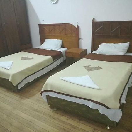 Louris Inn Hotel Kairó Kültér fotó