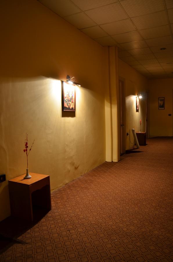 Louris Inn Hotel Kairó Kültér fotó